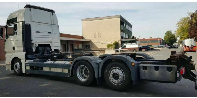 MAN 26.440 TGA BDF 6x2 German Truck - Chassi lastbil: bild 4 MAN 26.440 TGA BDF 6x2 German Truck - Chassi lastbil: bild 4