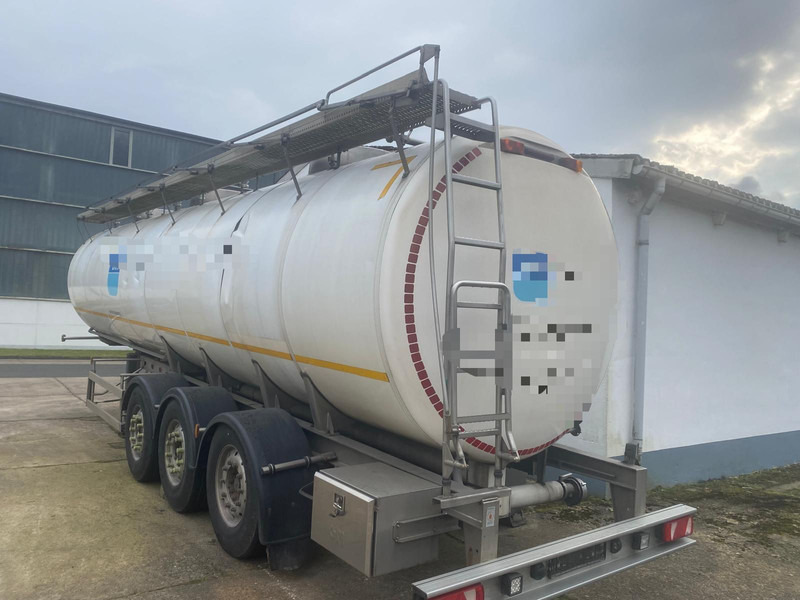 Magyar A1 - Tanktrailer: bild 2 Magyar A1 - Tanktrailer: bild 2