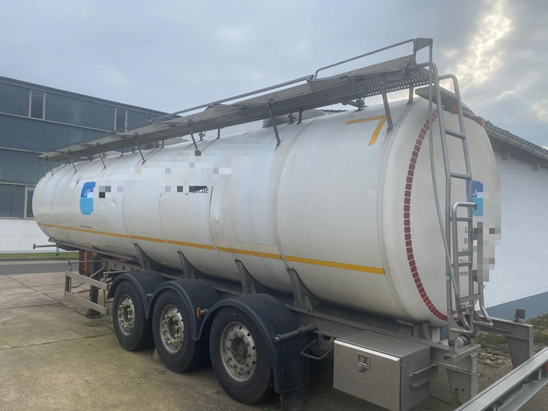 Magyar A1 - Tanktrailer: bild 4 Magyar A1 - Tanktrailer: bild 4