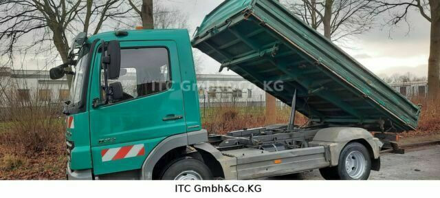 Mercedes-Benz 822 K 4x2 Kipper AHK Diff/Sperre - Transportbil med tippflak: bild 2 Mercedes-Benz 822 K 4x2 Kipper AHK Diff/Sperre - Transportbil med tippflak: bild 2