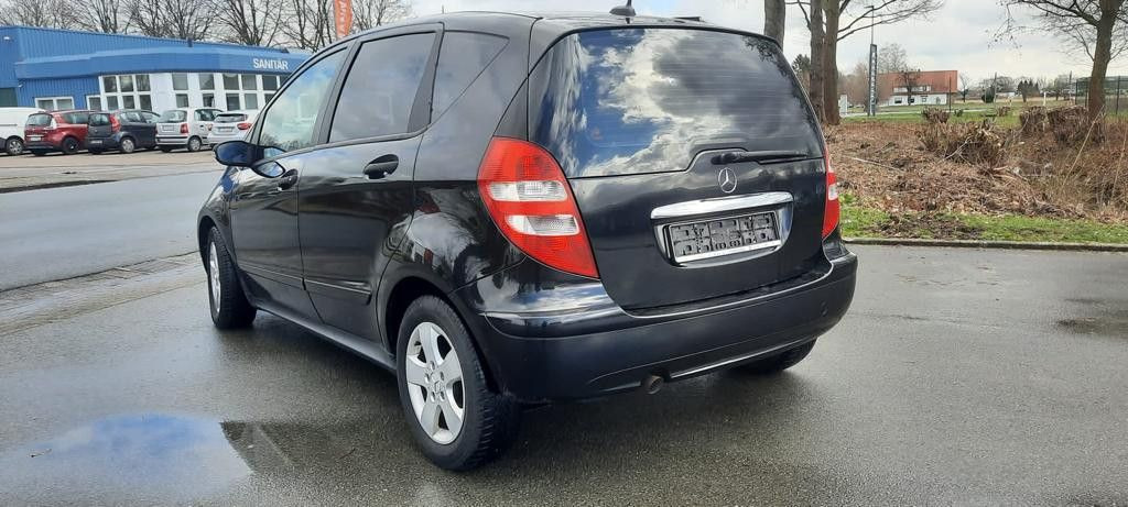 Mercedes-Benz A 180 CDI AVANTGARDE - Sedan: bild 4 Mercedes-Benz A 180 CDI AVANTGARDE - Sedan: bild 4
