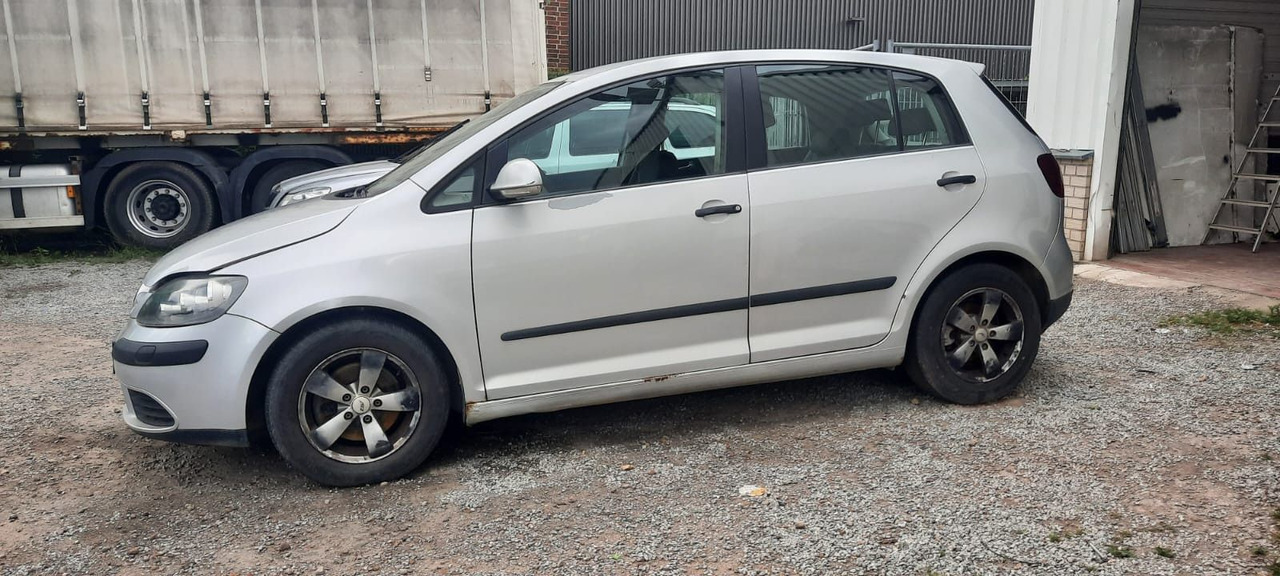 Volkswagen Golf Plus 1.9 TDI DSG DPF Comfortline - Sedan: bild 4 Volkswagen Golf Plus 1.9 TDI DSG DPF Comfortline - Sedan: bild 4