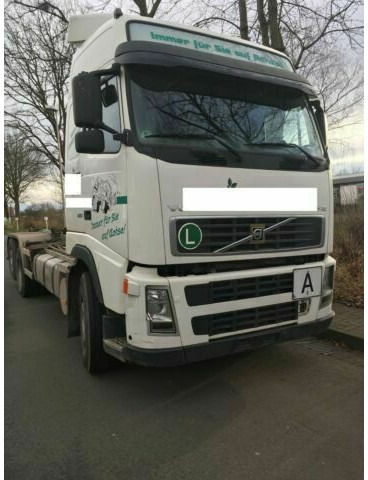 Volvo FH12-420 G.Haus 2xBett Klima Schaltgetriebe Reta - Lastväxlare lastbil: bild 4 Volvo FH12-420 G.Haus 2xBett Klima Schaltgetriebe Reta - Lastväxlare lastbil: bild 4