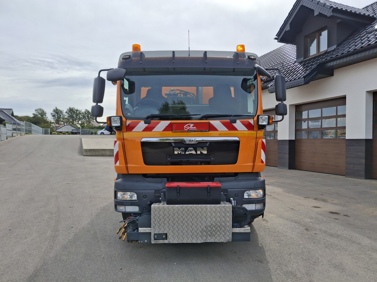 MAN TGM 18.250 Zamiatarka Kupper Weisser BROCK 2 Motoren Szczotki L/R PM10 Odchwaszczarka - Sopmaskin: bild 2 MAN TGM 18.250 Zamiatarka Kupper Weisser BROCK 2 Motoren Szczotki L/R PM10 Odchwaszczarka - Sopmaskin: bild 2