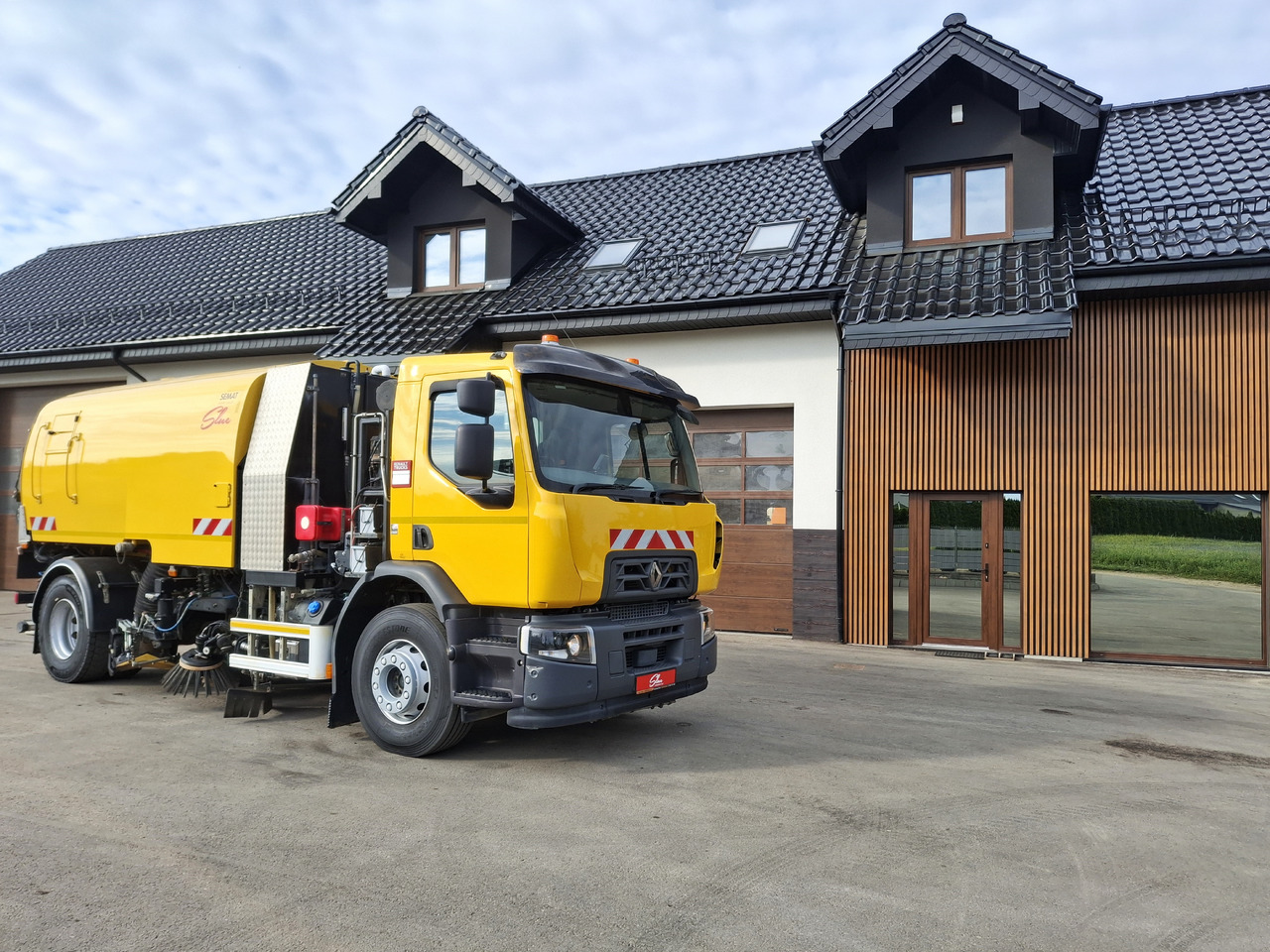 RENAULT C280 SEMAT ZOELLER Zamiatarka Kehrmaschine Euro 6 PM Karcher L/R 2 Motoren 2018r Hochdruckreinigung - Sopmaskin: bild 1 RENAULT C280 SEMAT ZOELLER Zamiatarka Kehrmaschine Euro 6 PM Karcher L/R 2 Motoren 2018r Hochdruckreinigung - Sopmaskin: bild 1