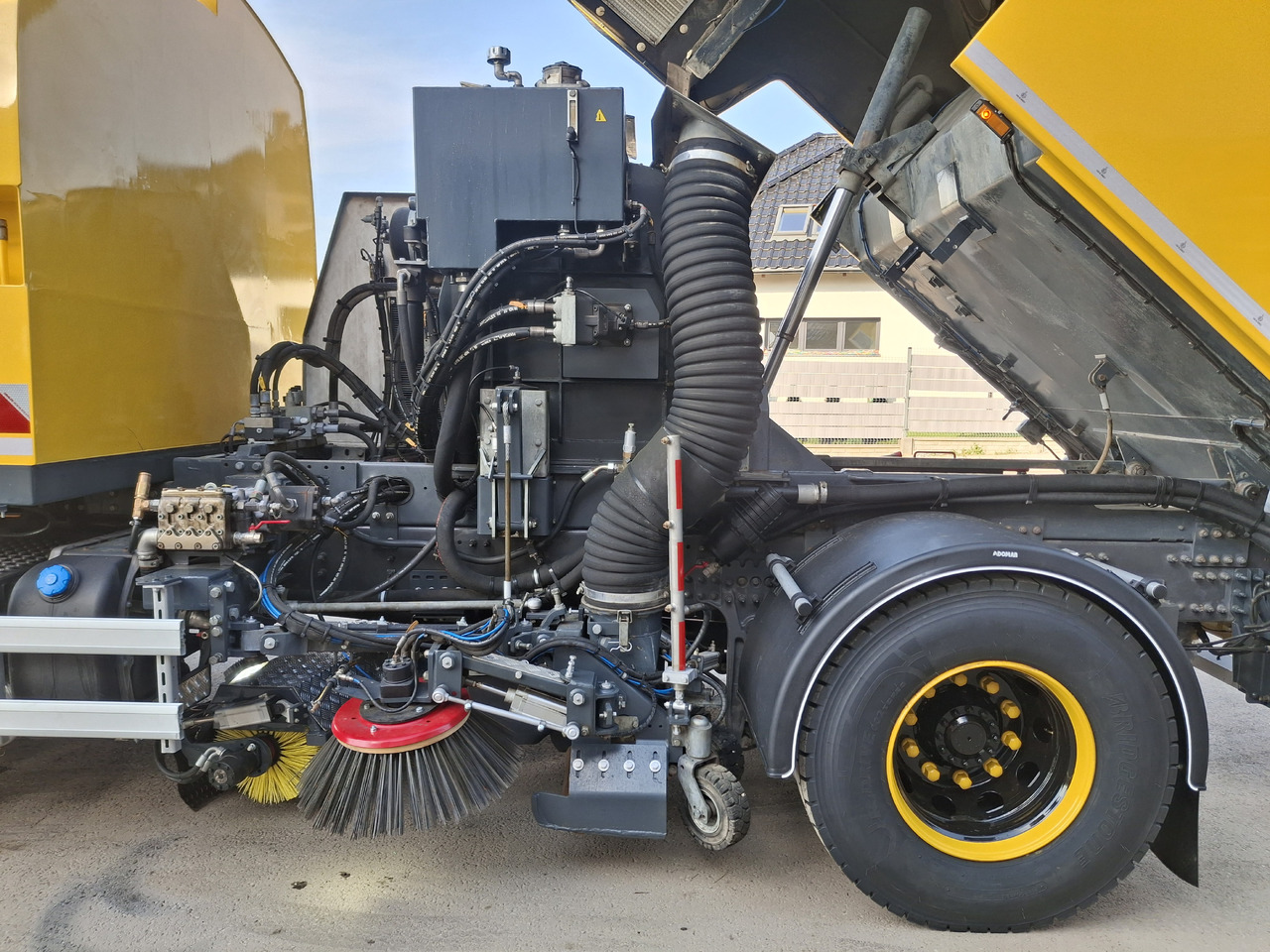 Leasa VOLVO FMX 420 Zamiatarka Kehrmaschine Euro 6 PM2.5 BROCK VS 7 TECH Karcher L/R 2145 Mth 2021r VOLVO FMX 420 Zamiatarka Kehrmaschine Euro 6 PM2.5 BROCK VS 7 TECH Karcher L/R 2145 Mth 2021r: bild 24
