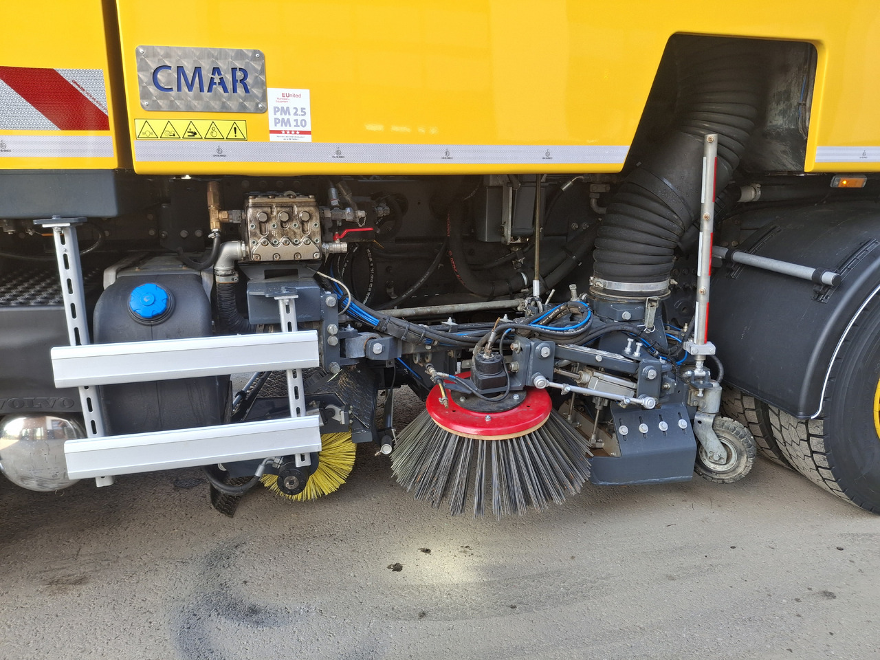 Leasa VOLVO FMX 420 Zamiatarka Kehrmaschine Euro 6 PM2.5 BROCK VS 7 TECH Karcher L/R 2145 Mth 2021r VOLVO FMX 420 Zamiatarka Kehrmaschine Euro 6 PM2.5 BROCK VS 7 TECH Karcher L/R 2145 Mth 2021r: bild 15