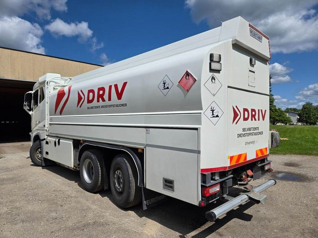 Volvo FH540 6x2 ADR - Tankbil: bild 2 Volvo FH540 6x2 ADR - Tankbil: bild 2