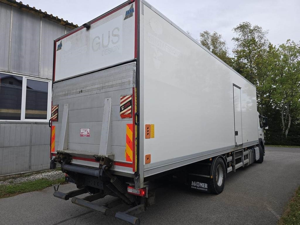 Volvo FM330 4X2 - Lastbil med skåp: bild 4 Volvo FM330 4X2 - Lastbil med skåp: bild 4