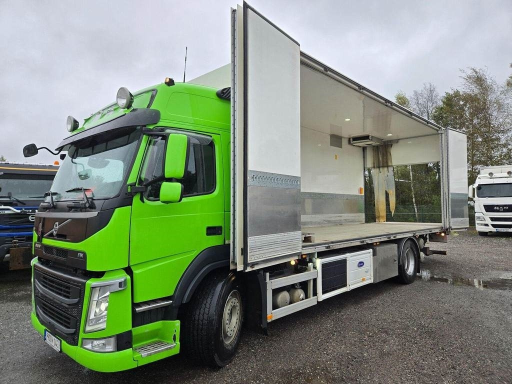 Volvo FM370 4X2 CARRIER 1150 SIDEOPENING - Kylbil lastbil: bild 1 Volvo FM370 4X2 CARRIER 1150 SIDEOPENING - Kylbil lastbil: bild 1