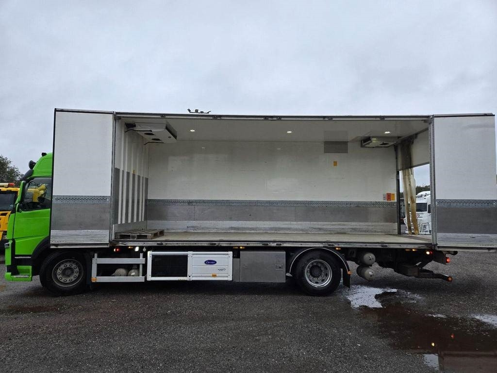 Volvo FM370 4X2 CARRIER 1150 SIDEOPENING - Kylbil lastbil: bild 2 Volvo FM370 4X2 CARRIER 1150 SIDEOPENING - Kylbil lastbil: bild 2