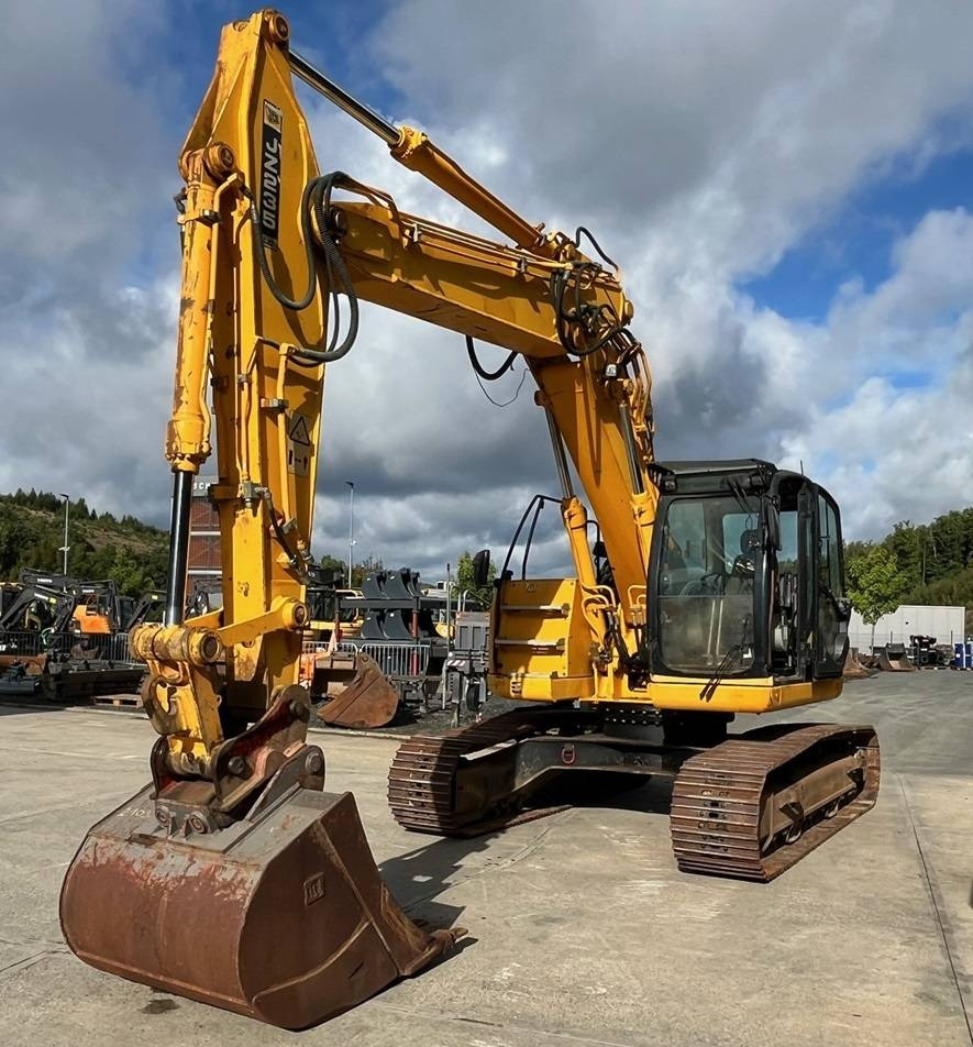 JCB JZ 235 LC - Bandgrävare: bild 1 JCB JZ 235 LC - Bandgrävare: bild 1