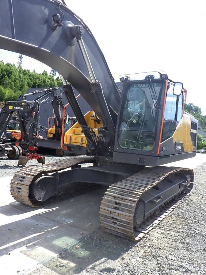 Volvo EC 300 E - Bandgrävare: bild 2 Volvo EC 300 E - Bandgrävare: bild 2
