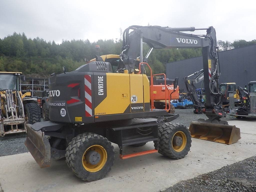 Volvo EWR 170 E - Grävmaskin på däck: bild 5 Volvo EWR 170 E - Grävmaskin på däck: bild 5