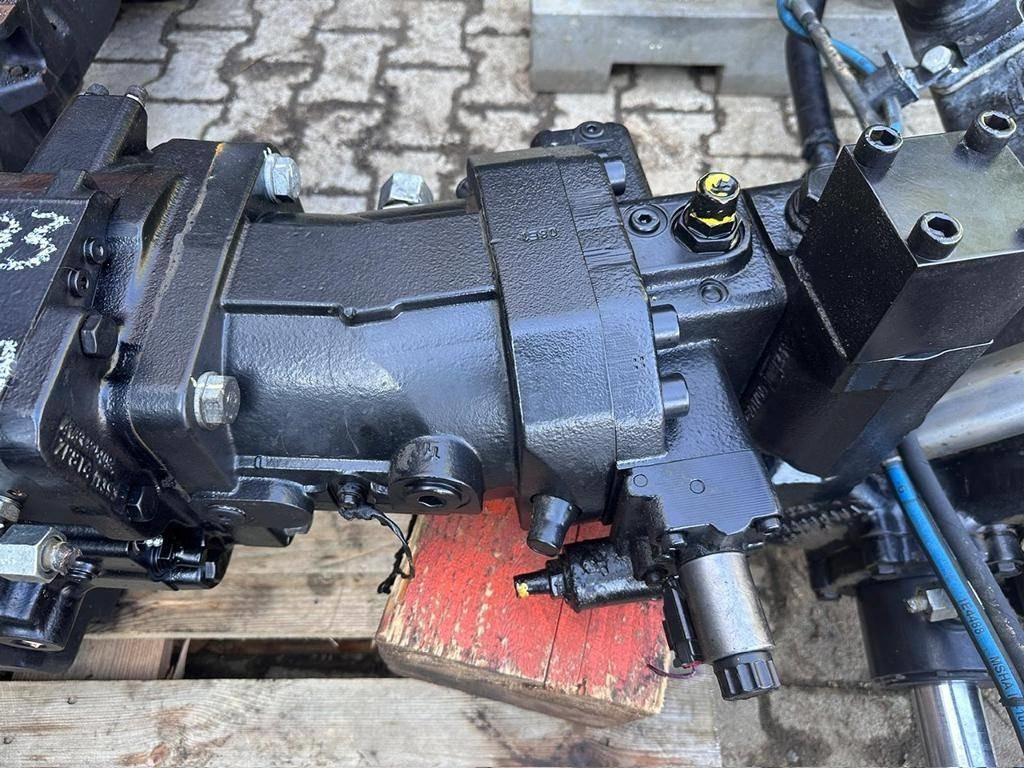 CAT Parts Axles, boom, swing bearing - Bom för Byggmaskiner: bild 5 CAT Parts Axles, boom, swing bearing - Bom för Byggmaskiner: bild 5
