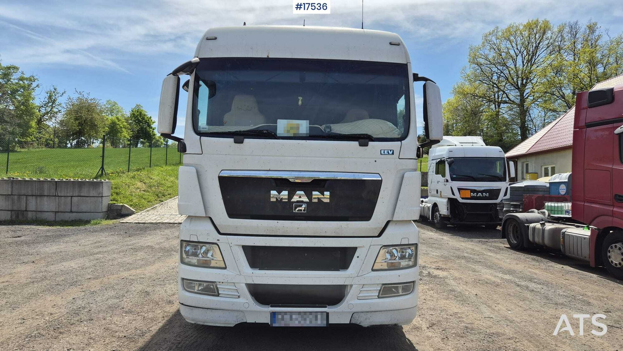 Truck tractor MAN TGX 14.440 (2011) - Dragbil: bild 2 Truck tractor MAN TGX 14.440 (2011) - Dragbil: bild 2