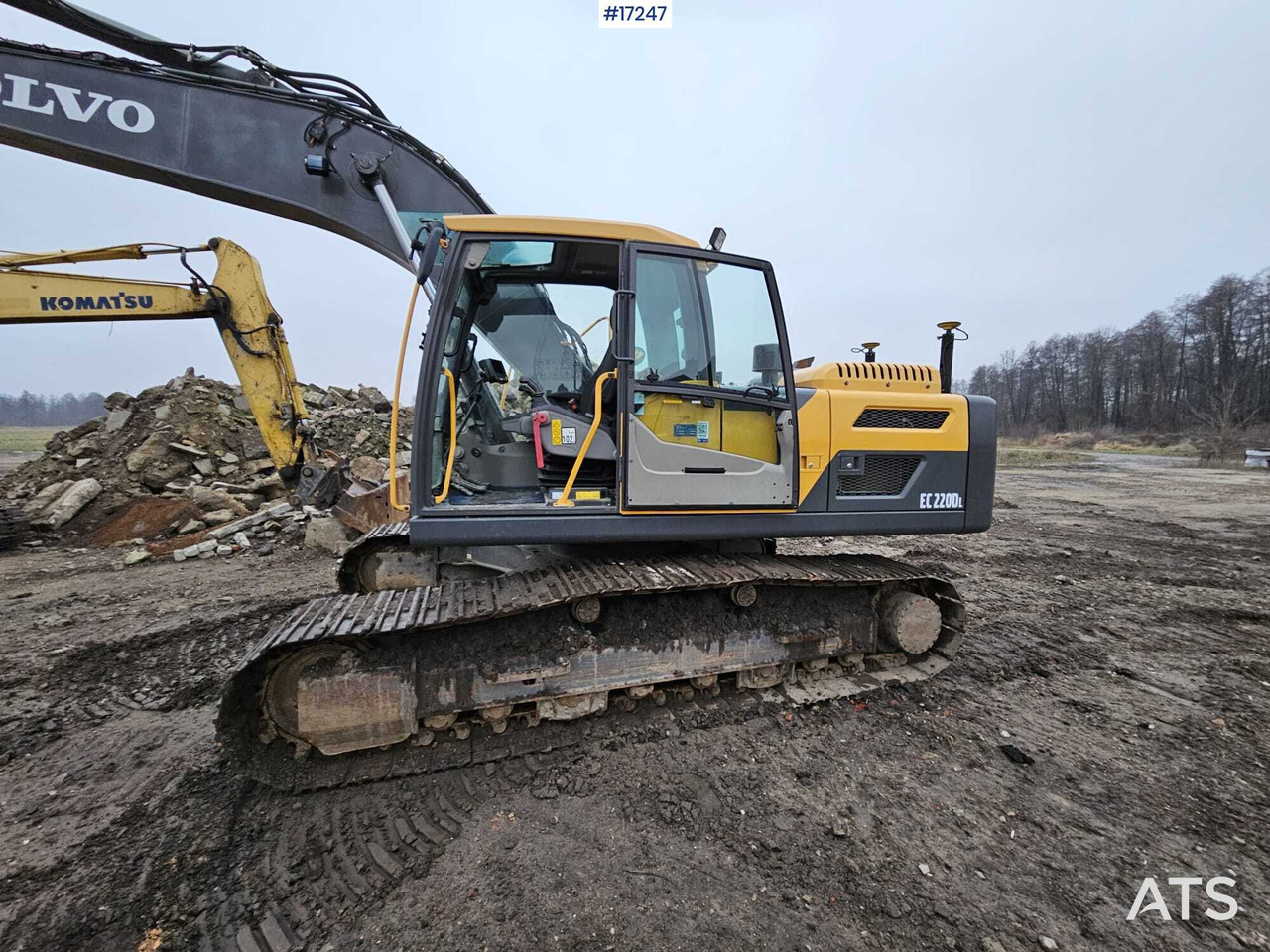 VOLVO EC 220DL Crawler Excavator (2013) Leica GPS Rototilt - Bandgrävare: bild 4 VOLVO EC 220DL Crawler Excavator (2013) Leica GPS Rototilt - Bandgrävare: bild 4
