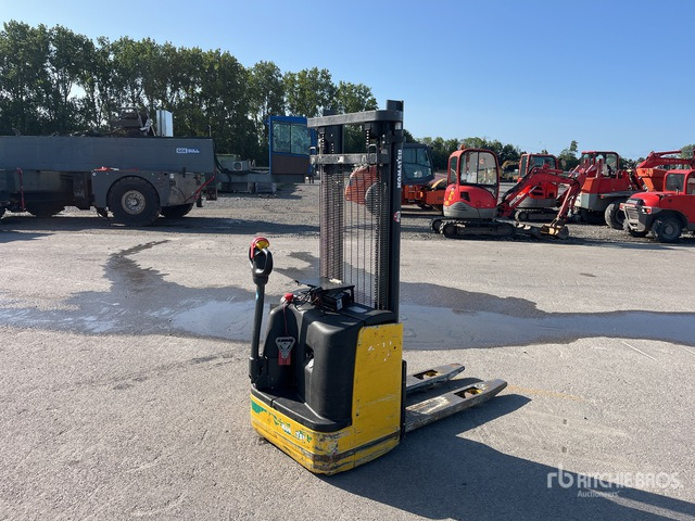 2007 Komatsu MWS10-1R Electric Stacker - Staplare: bild 3 2007 Komatsu MWS10-1R Electric Stacker - Staplare: bild 3