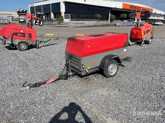 2013 Atlas Copco XAS87 Mobile Air Compressor - Luftkompressor: bild 2 2013 Atlas Copco XAS87 Mobile Air Compressor - Luftkompressor: bild 2