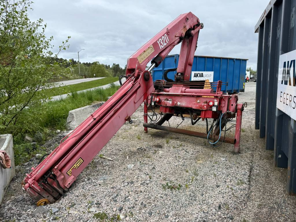 HMF 1323 K4D kran 13tm - Lastbilskran: bild 2 HMF 1323 K4D kran 13tm - Lastbilskran: bild 2