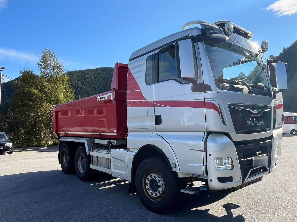 MAN TGX 26.580 6x4 - Tippbil lastbil: bild 1 MAN TGX 26.580 6x4 - Tippbil lastbil: bild 1