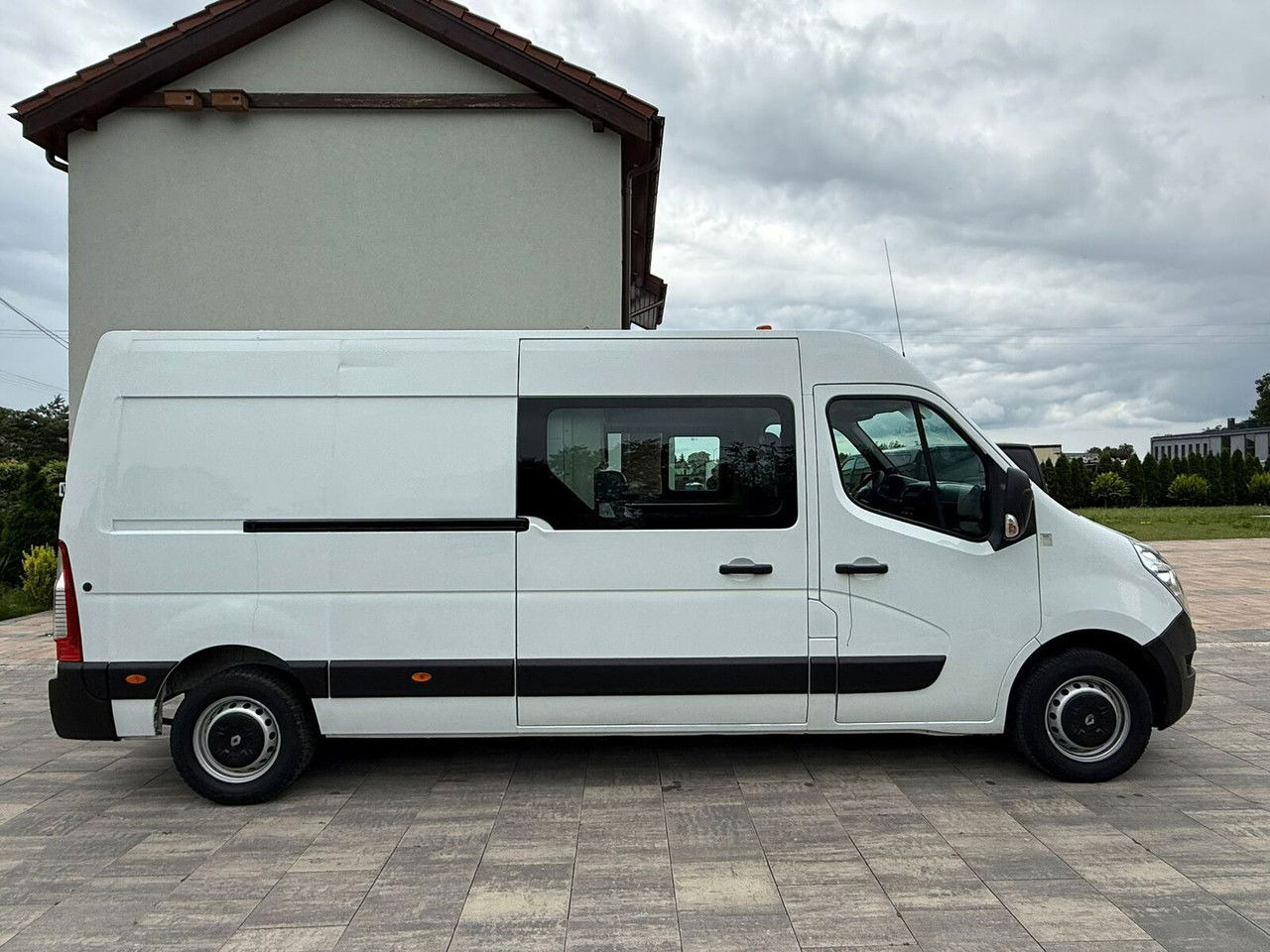 Renault Master L3H2 2016 Rok Doka Brygadówka 7-Miejsc Klima Kamera - Skåpbil: bild 4 Renault Master L3H2 2016 Rok Doka Brygadówka 7-Miejsc Klima Kamera - Skåpbil: bild 4