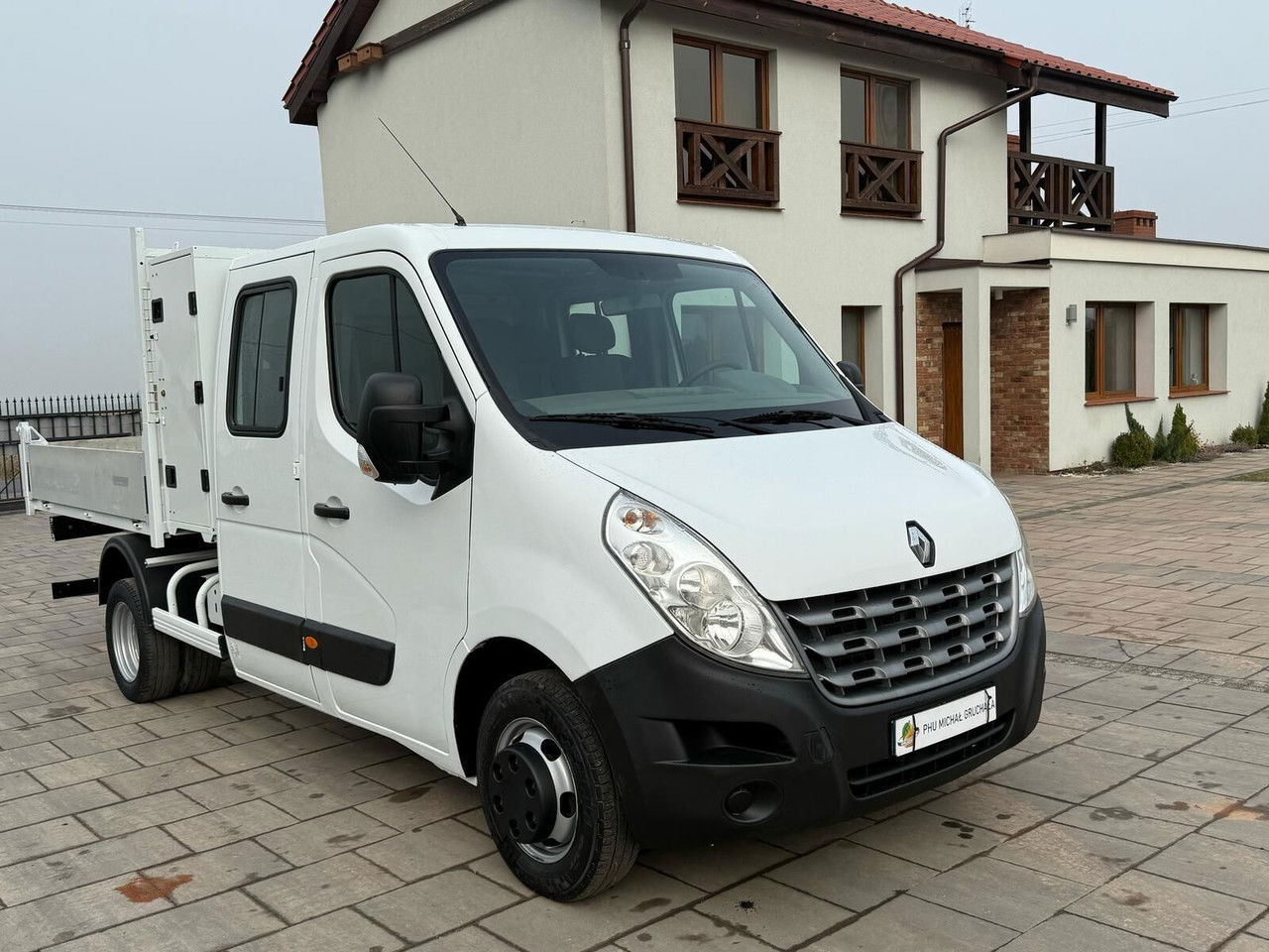 Renault Master - Transportbil med flak: bild 1 Renault Master - Transportbil med flak: bild 1