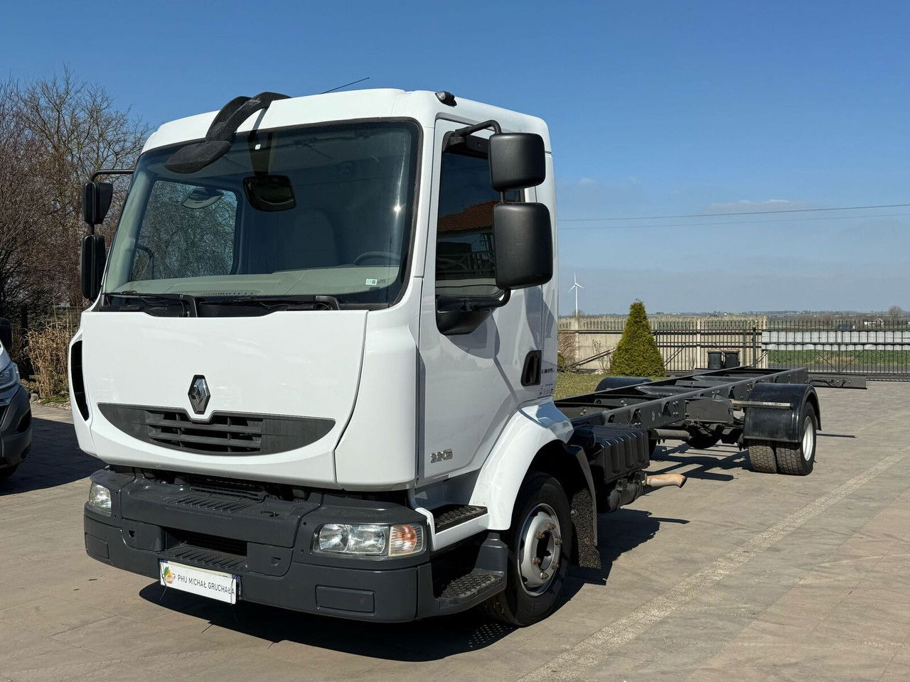 Renault Midlum 220 - Chassi lastbil: bild 3 Renault Midlum 220 - Chassi lastbil: bild 3
