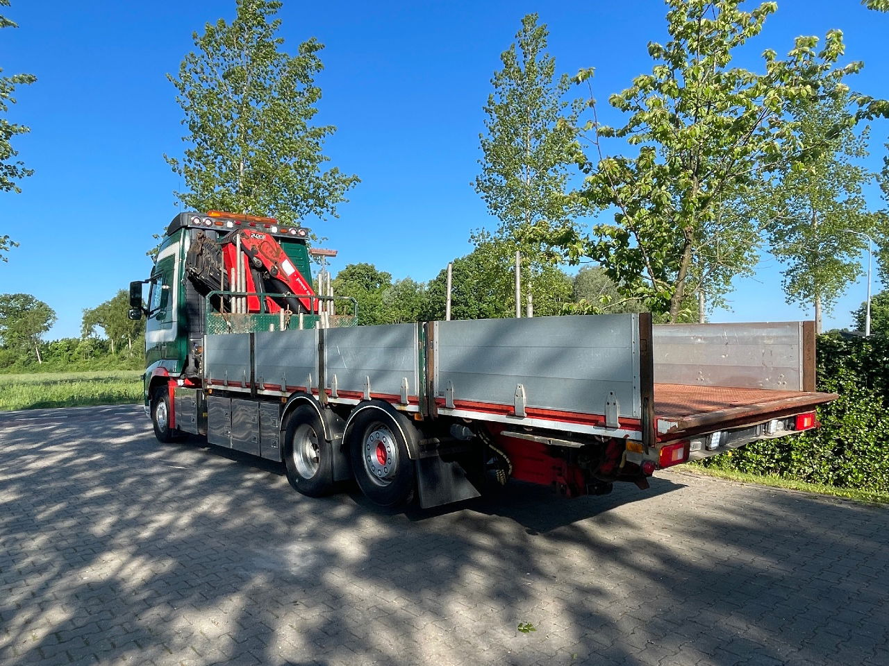 Volvo FH 13.500 HMF 2420 K5 crane, winch, and extendable deck - Kranbil: bild 5 Volvo FH 13.500 HMF 2420 K5 crane, winch, and extendable deck - Kranbil: bild 5