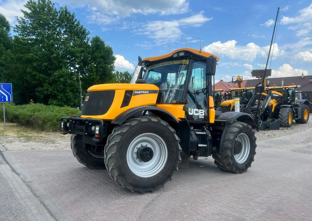 JCB Fastrac 3230 - Traktor: bild 1 JCB Fastrac 3230 - Traktor: bild 1
