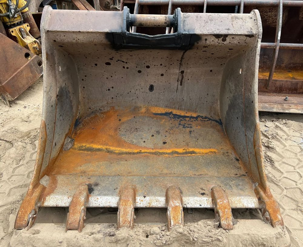 ŁYŻKA KOPIĄCA Volvo z zębami i lemieszem 62", 80mm, 20t - Grävmaskinsskopa: bild 2 ŁYŻKA KOPIĄCA Volvo z zębami i lemieszem 62", 80mm, 20t - Grävmaskinsskopa: bild 2