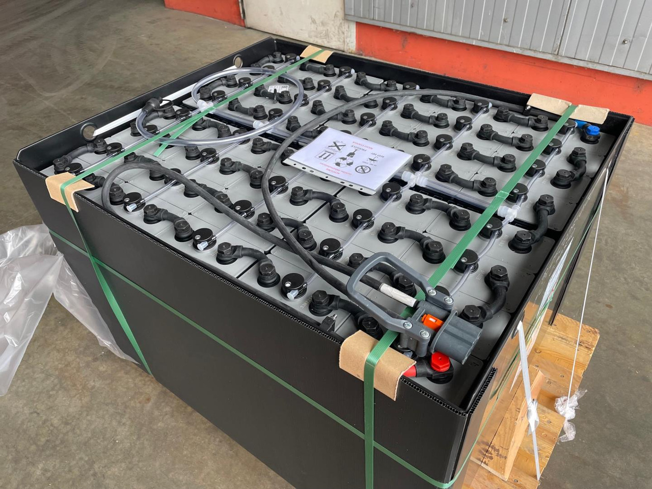 Eternity 80V 5 EPzS 625 - Batteri för Materialhanteringsutrustning: bild 1 Eternity 80V 5 EPzS 625 - Batteri för Materialhanteringsutrustning: bild 1