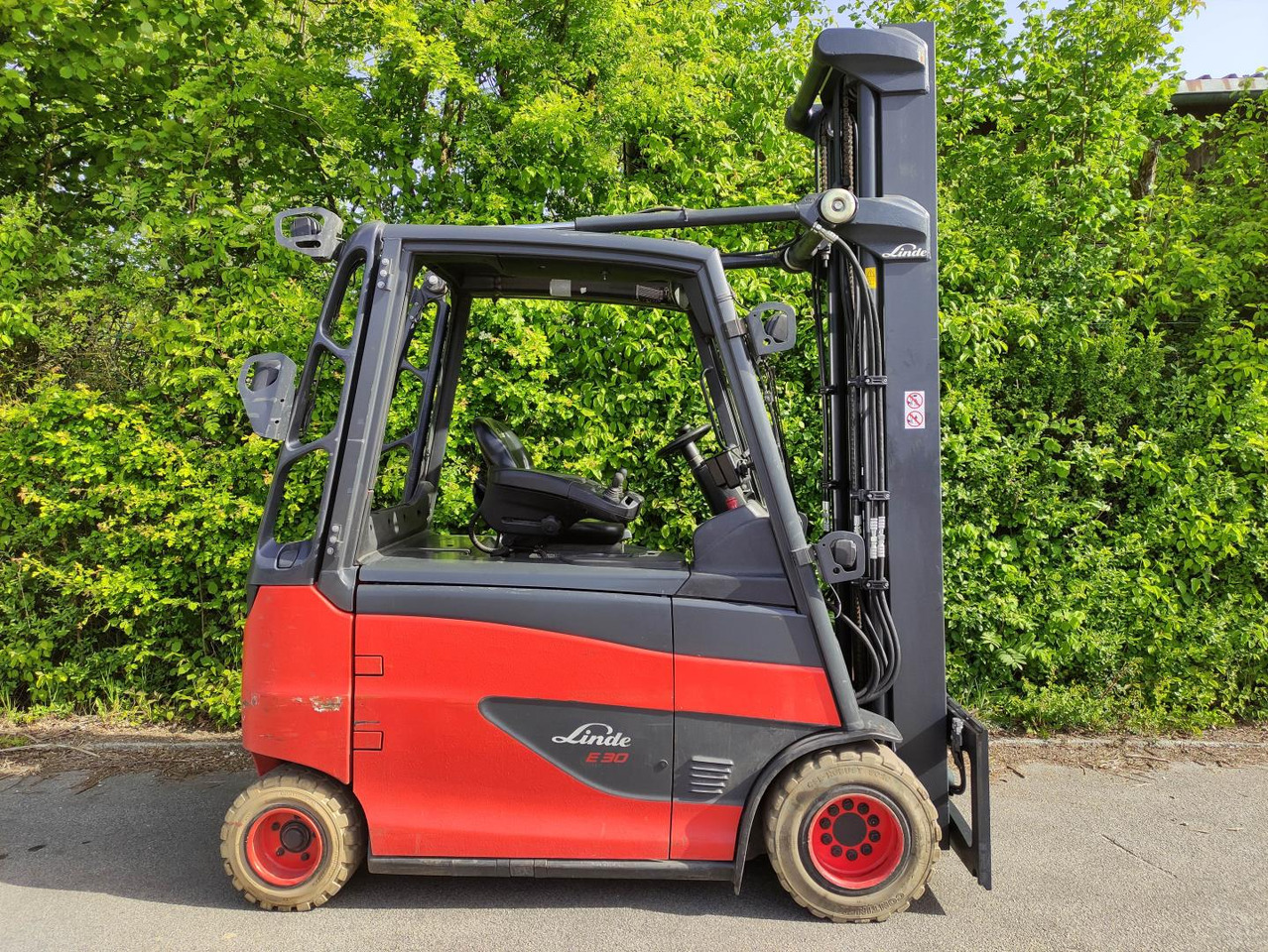 Linde E30HL-01/600-387 - Eltruck: bild 2 Linde E30HL-01/600-387 - Eltruck: bild 2