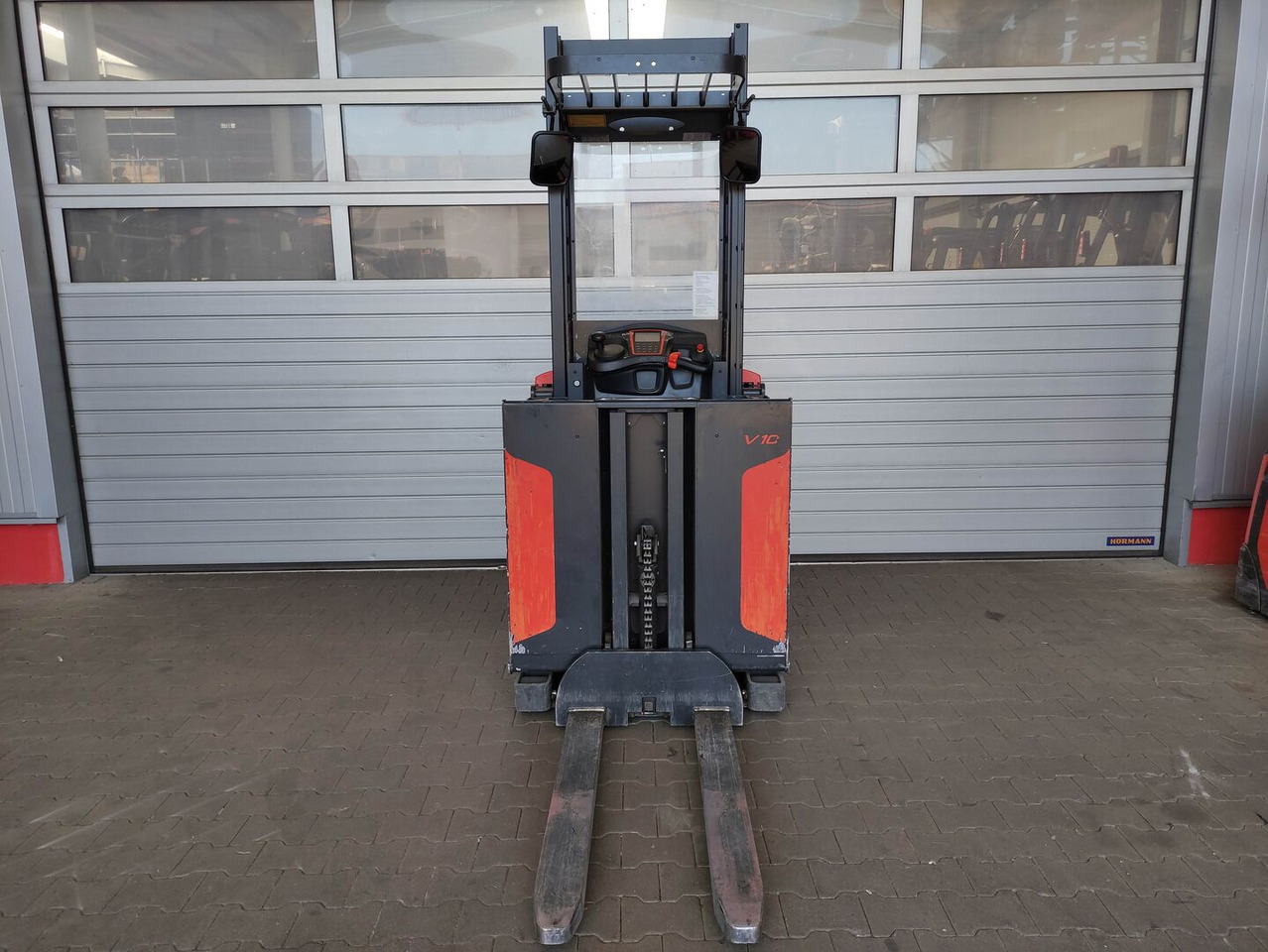 Linde V10-02 - Plocktruck: bild 4 Linde V10-02 - Plocktruck: bild 4