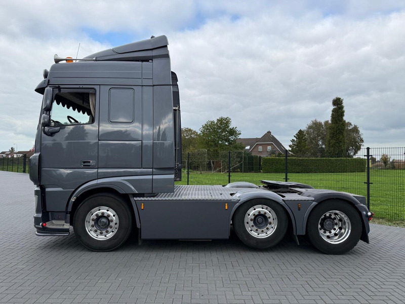 DAF XF 510 FTG HANDGESCHAKELD, COMPLEET, KIEPCHASSIS, 30FT CONTAINER. - Dragbil: bild 3 DAF XF 510 FTG HANDGESCHAKELD, COMPLEET, KIEPCHASSIS, 30FT CONTAINER. - Dragbil: bild 3