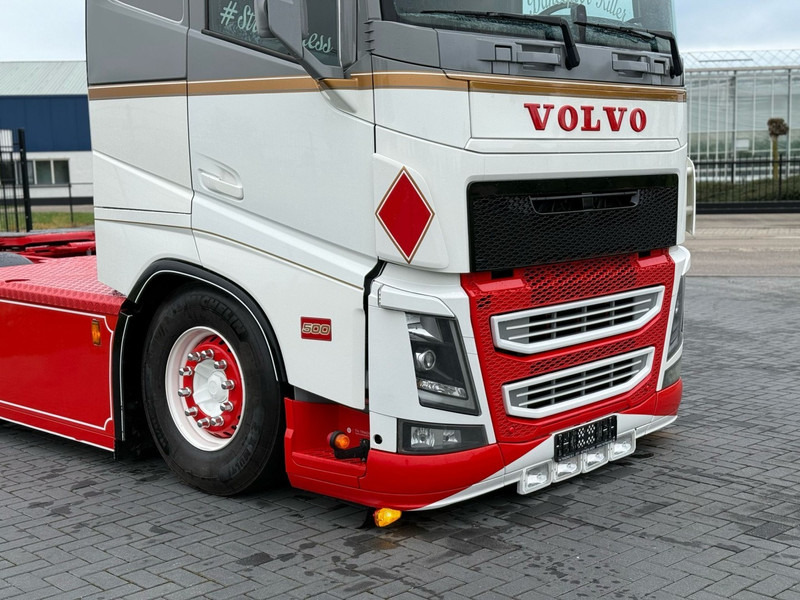 Volvo FH 13.500 SHOWTRUCK, VOLLUCHT, EURO 6, 6X2/4, PTO, SHOW INTERIEUR. - Dragbil: bild 3 Volvo FH 13.500 SHOWTRUCK, VOLLUCHT, EURO 6, 6X2/4, PTO, SHOW INTERIEUR. - Dragbil: bild 3