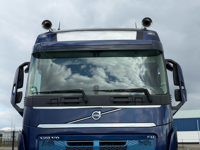 Volvo FH 13.500 DYNAMIC STEERING, DUAL CLUTCH, ACC, 3X CAMERA, ACC. - Containerbil/ Växelflak lastbil: bild 4 Volvo FH 13.500 DYNAMIC STEERING, DUAL CLUTCH, ACC, 3X CAMERA, ACC. - Containerbil/ Växelflak lastbil: bild 4