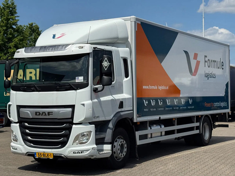 DAF CF 230 4x2 Gesloten Opbouw / Euro 6 / Laadklep / Apk! - Lastbil med skåp: bild 1 DAF CF 230 4x2 Gesloten Opbouw / Euro 6 / Laadklep / Apk! - Lastbil med skåp: bild 1
