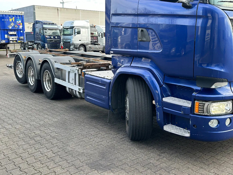 Scania R520 V8 8x4*4 Bdf / Retarder / 2 Tank / Full Air / Euro 6 - Containerbil/ Växelflak lastbil: bild 3 Scania R520 V8 8x4*4 Bdf / Retarder / 2 Tank / Full Air / Euro 6 - Containerbil/ Växelflak lastbil: bild 3