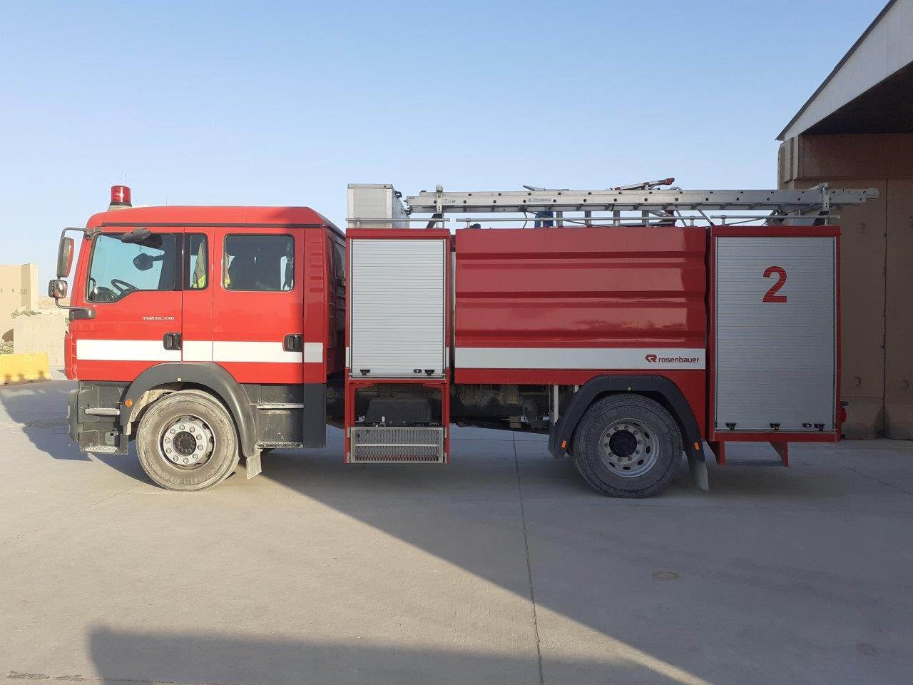 Rosenbauer MAN Mustang TLF 6500/500 - Släck/ Räddningsvagn: bild 1 Rosenbauer MAN Mustang TLF 6500/500 - Släck/ Räddningsvagn: bild 1