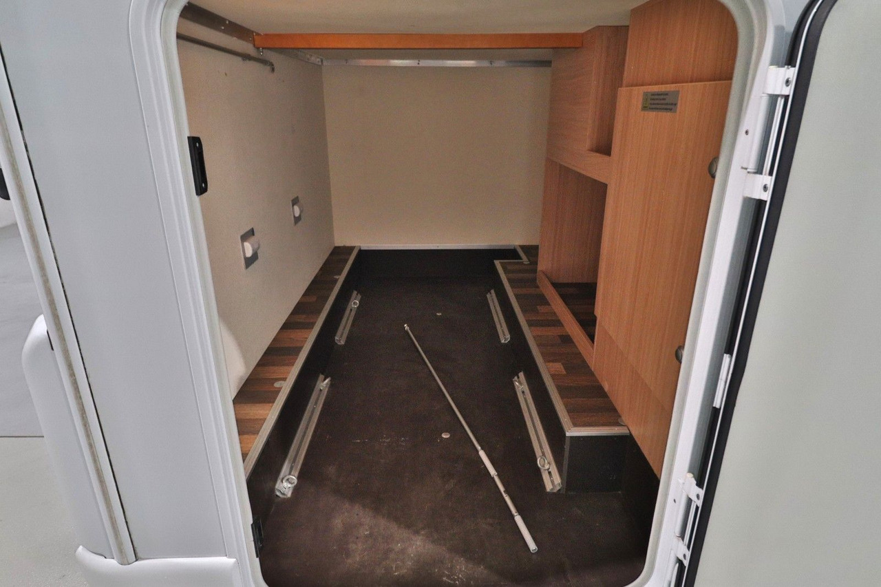Knaus Sky Wave 650 MG/Festbett+Hubbett/Garage/Klima - Halvintegrerad husbil: bild 5 Knaus Sky Wave 650 MG/Festbett+Hubbett/Garage/Klima - Halvintegrerad husbil: bild 5