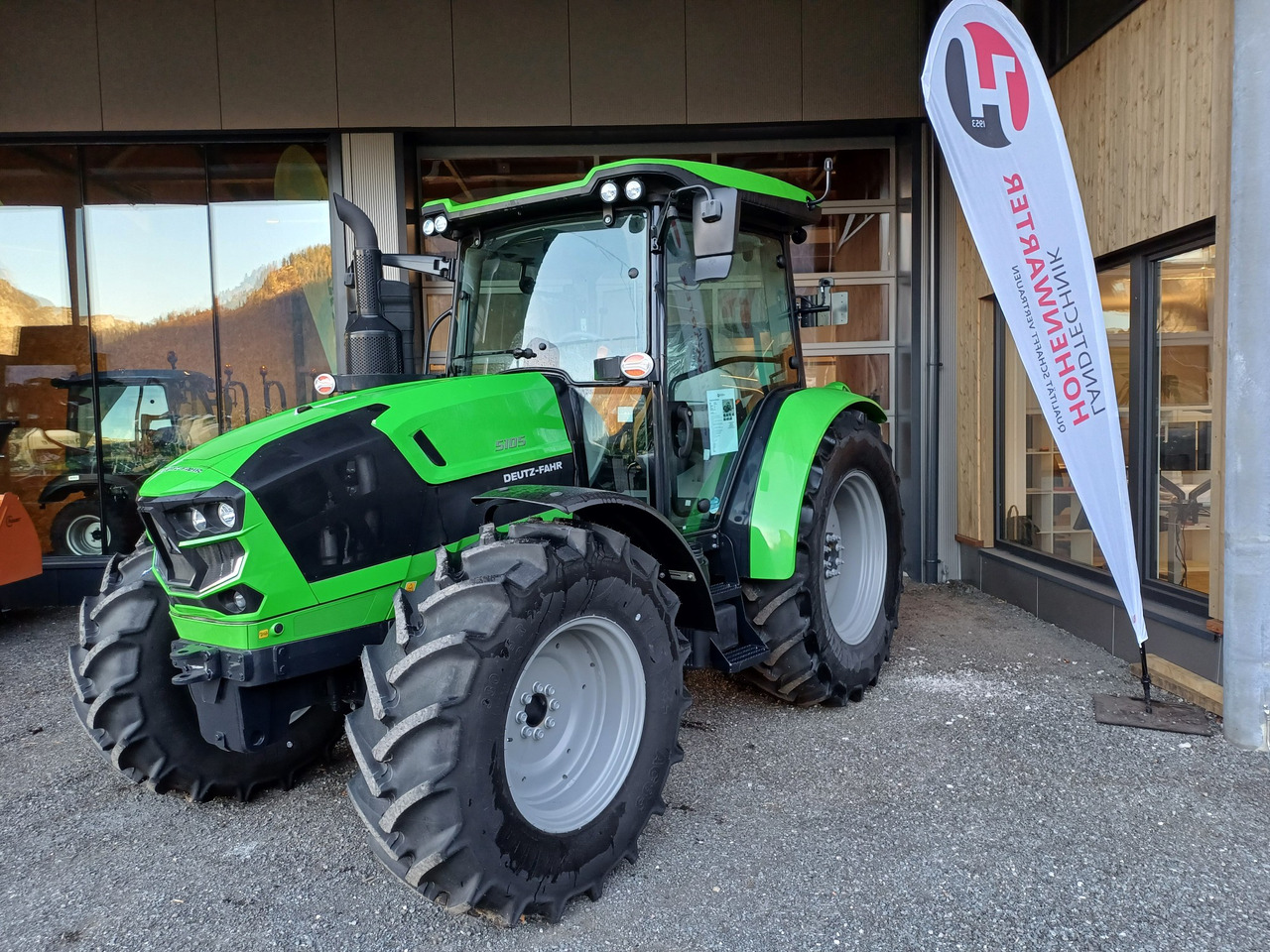 Deutz-Fahr 5105 Premium (20575) - Traktor: bild 1 Deutz-Fahr 5105 Premium (20575) - Traktor: bild 1