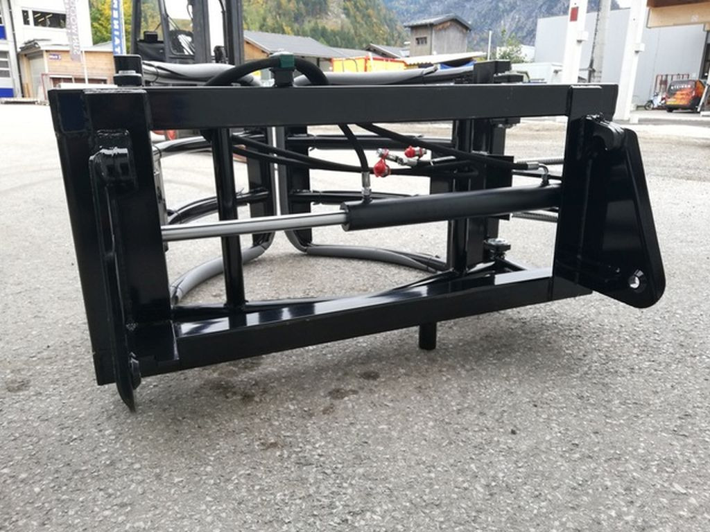 Stekro Ballengreifer mit Euro-Aufnahme (23273) - Tillbehör för Traktor: bild 5 Stekro Ballengreifer mit Euro-Aufnahme (23273) - Tillbehör för Traktor: bild 5