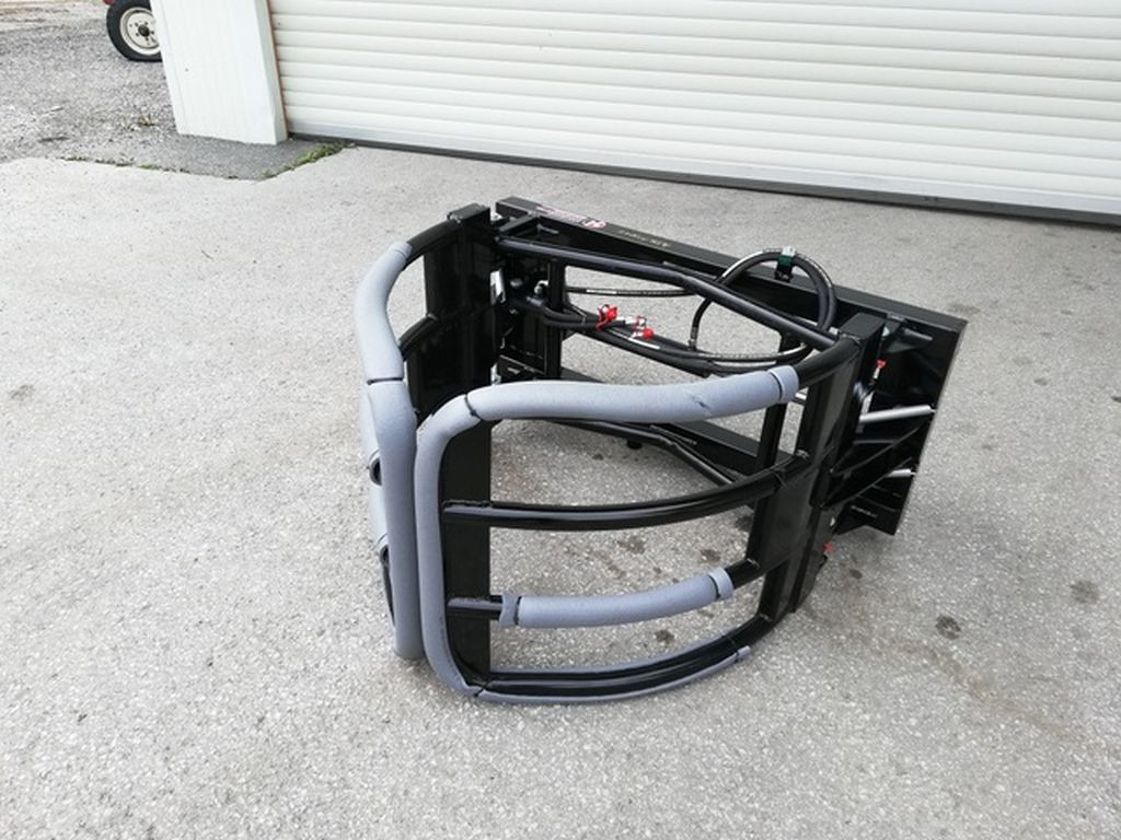 Stekro Ballengreifer mit Euro-Aufnahme (23273) - Tillbehör för Traktor: bild 1 Stekro Ballengreifer mit Euro-Aufnahme (23273) - Tillbehör för Traktor: bild 1