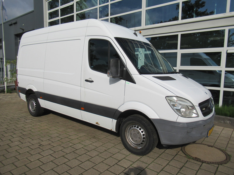 Mercedes-Benz Sprinter 313 2.2 CDI 366 L2H2 AIRCO - Klima - Skåpbil: bild 2 Mercedes-Benz Sprinter 313 2.2 CDI 366 L2H2 AIRCO - Klima - Skåpbil: bild 2