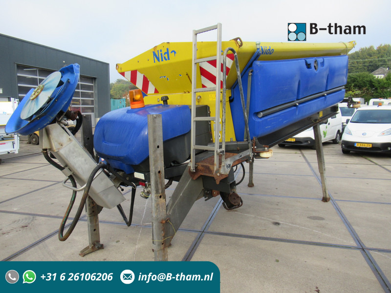 NIDO Schmidt STRATOS B40-36 PCLN-49 Rotopower 4m3+ 2.200L Salzstreuer Saltspreader Zoutstrooier - Sand-/ Saltspridare: bild 1 NIDO Schmidt STRATOS B40-36 PCLN-49 Rotopower 4m3+ 2.200L Salzstreuer Saltspreader Zoutstrooier - Sand-/ Saltspridare: bild 1