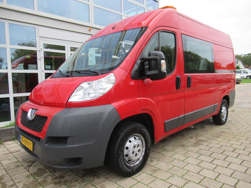 Peugeot Boxer 330 2.2 HDI L2H2 P+ DOKA Dubbelcabine - Små skåpbil, Dubbelhytt transportbil: bild 2 Peugeot Boxer 330 2.2 HDI L2H2 P+ DOKA Dubbelcabine - Små skåpbil, Dubbelhytt transportbil: bild 2