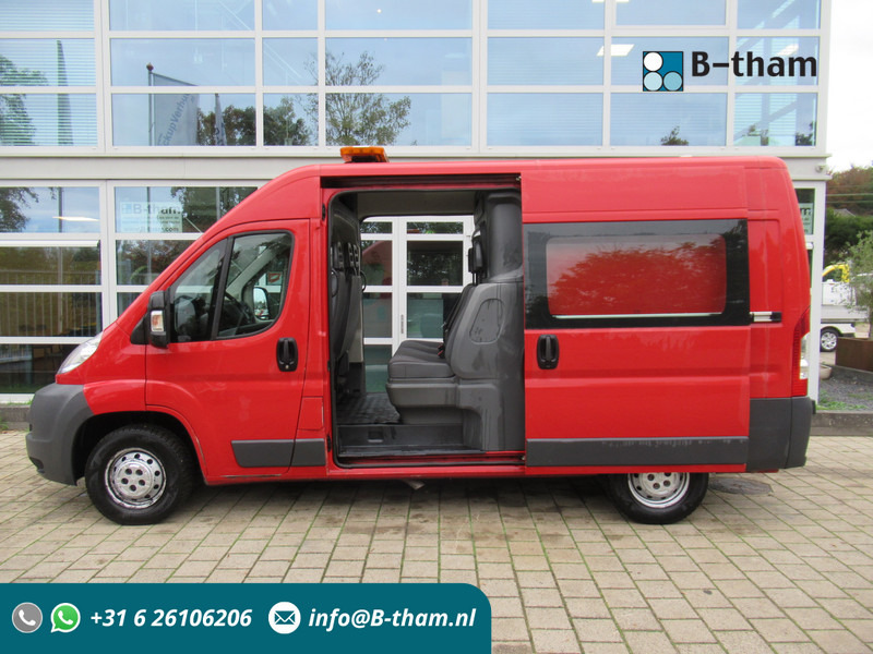 Peugeot Boxer 330 2.2 HDI L2H2 P+ DOKA Dubbelcabine - Små skåpbil, Dubbelhytt transportbil: bild 1 Peugeot Boxer 330 2.2 HDI L2H2 P+ DOKA Dubbelcabine - Små skåpbil, Dubbelhytt transportbil: bild 1
