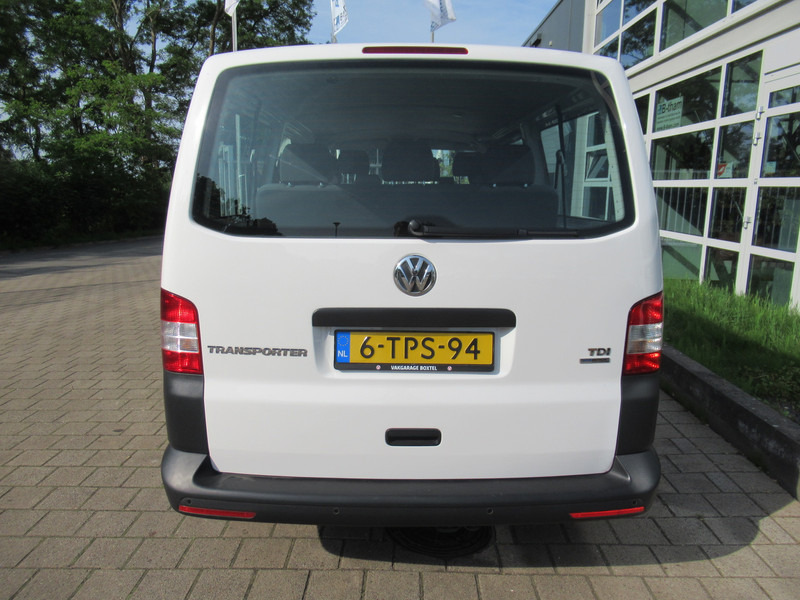 Volkswagen Transporter Kombi T5 2.0 TDI 62KW L2H1 Comf. 9-Personen - Minibuss, Persontransport: bild 4 Volkswagen Transporter Kombi T5 2.0 TDI 62KW L2H1 Comf. 9-Personen - Minibuss, Persontransport: bild 4