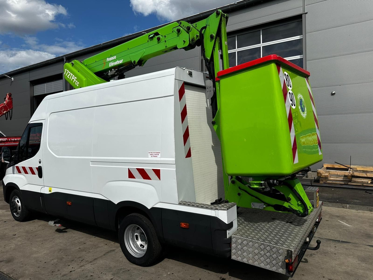 Iveco Daily 50C18 Hi-Matic/17m/Euro6/2-Punkt - Billift: bild 3 Iveco Daily 50C18 Hi-Matic/17m/Euro6/2-Punkt - Billift: bild 3